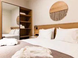 VASILAS Luxury Rooms & Suites