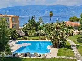 Megusta Apartments Selianitika - Poolside Escape
