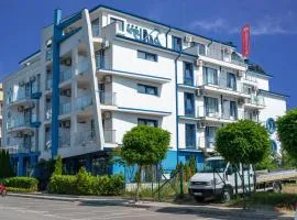Hotel Nadia