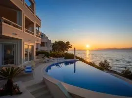 Waterfront Luxury Villa