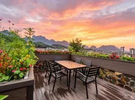 Windmoon Hillcourt Tianmen Vis Lodge