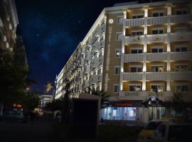 Alexandar Square Boutique Hotel: Skopje şehrinde bir otel