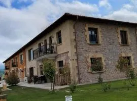 Apartamentos Rurales Sobremazas