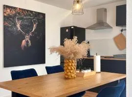 AMAO-Indigo - Business Apartment - Balcony - Parking