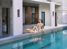 Silver Beach Puyue Designer Homestay