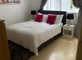 Beckenham two Bedroom spacious Apartment Escape