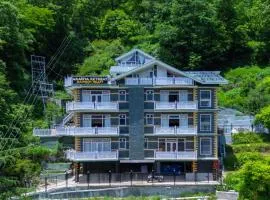 Aranya Retreat Majhach