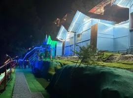 Shivpuri Ghumakkad Resort