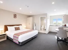 Ellerslie Palms Motel
