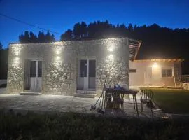 Villa Paterākis - ADAMOS HOLIDAYS