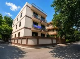 FabHotel Tulip Inn Residency - Mayom Hospital, D-Block, 19
