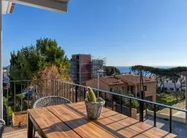 Refurbished apartment calella de pal. beach 250mts
