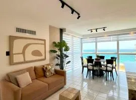 Spacious Luxe 3BR Pampatar Beachfront Family Stay