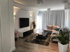 Luxury 2BR Limassol Marina Views