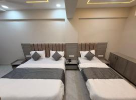 अहमदाबाद में, होटल Hotel J K Town