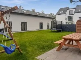 Pet Friendly Home In Grzybowo With Wifi
