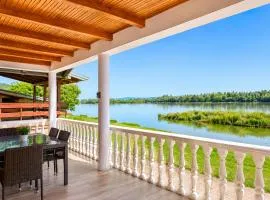 Danube Panorama House - River View, Jacuzzi & Nature