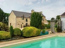 Gîte Les Hortensias avec Piscine