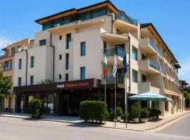 Tabanov Beach Hotel
