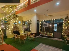 New Chandigarh Holiday Home, готель у місті Чандігарх
