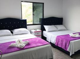Brisas de Río Manso, hotel v destinácii Samaná