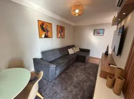 504 Lindo Apartamento Frente Pé na Areia!