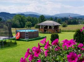 POD STARĄ PODKOWĄ komfortowy domek z kominkiem: Limanowa şehrinde bir otel