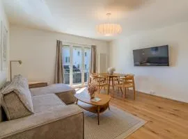 Nougat Suite - 2BR Flat near Lake Zurich