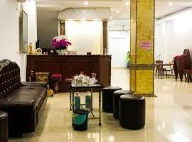 Vạn Thành Hotel Cửa Lò - Thứ 7 chỉ nhận 5 phòng trở lên