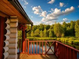 Peaceful Nature Cottage near Talsi with Hot Tub, Sauna & Pond, Camping Ives