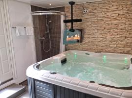 Private Spa Sauna und Whirlpool Wellnessapartment Seeshaupt โรงแรมในเซเฮาพท์