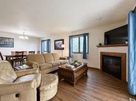 Spacious Family Home near Appleton and Green Bay