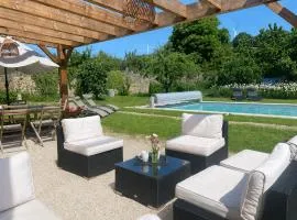 chez Odette Cypres de Provence