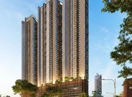 YAKA Trizen Luxury Apartments - 53rd and 51st Floor with Stunning Views