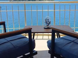 Yazıcı Otel Bozburun، فندق في مرماريس