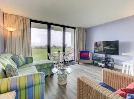Charming 1-bedroom oceanfront retreat in Carolina Beach