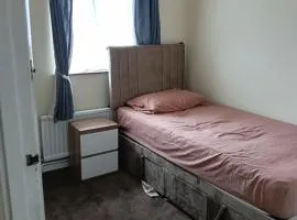 37 Prettygate