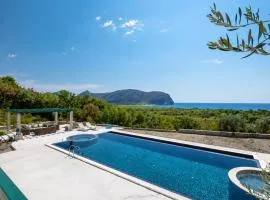Paštrovići Stone Retreat