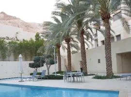 aura alraha village