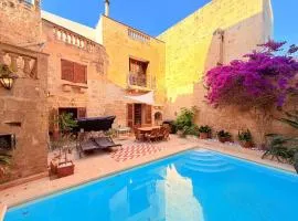 Charming 450-Year-Old House with Pool in Naxxar