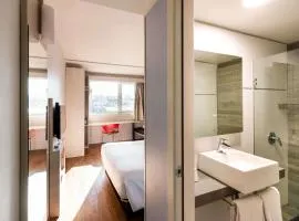 ibis Montevideo Rambla