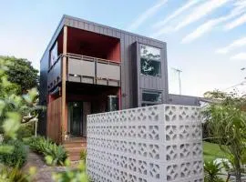 The Royale Bundeena