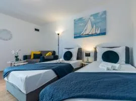 Apartments with parking space Kostrena, Rijeka - 25834