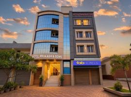 FabHotel Prakash & Sons, Hoshangabad Rd, hotel v destinácii Somarda Kauasot