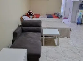 سرير في سكن نسائي هادئ للسيدات A bed in a women's private residence