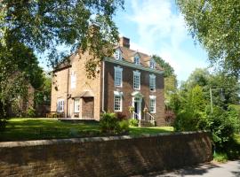 Calcutts House, guest house in Ironbridge