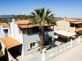 Elysium Villa, Refined Stay Close To Sandy Shore