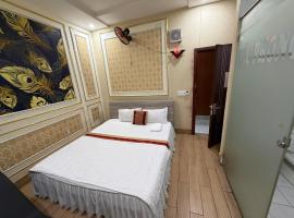 Khách Sạn Kiều Phong Đức Hòa, hotel en Ðức Hòa