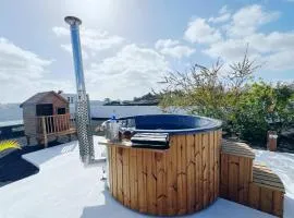 Chalet Emily Alpine Chic with Hot Tub and Ocean View By Lanzarote Vacation Homes
