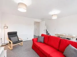 Grantham Stays - Dexter - 3BR, Sleeps 5, Parking & WIFI